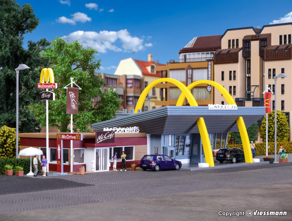 Vollmer 7766, McDonald`s Schnellrestaurant mit McCafé, / N