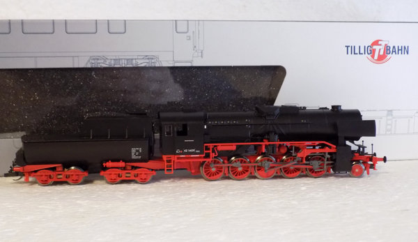 Tillig 02060, Dampflokomotive BR 42 der DR Ep.III, / TT